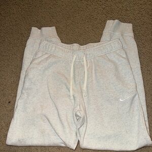 Nike Women's Heather Gray Joggers